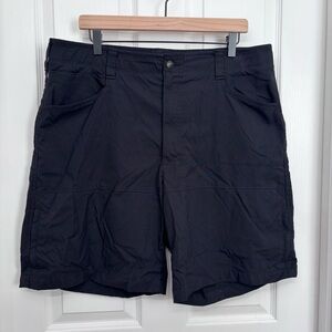 Black Performance Shorts | Wrangler Size 38